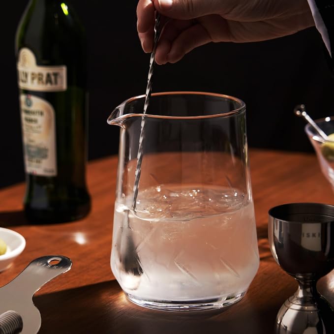 Viski Burke Cocktail Mixing Glass, Bartender and Barware Essentials, Geometric - Image 4