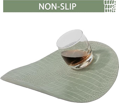 Jovono Round Leather Placemats for Round Tables Set of 6, Green Place Mats and Coasters, Wipeable Waterproof Heat Resistant Table Mats Easy to Care for Indoor Decor 14 inch Diameter