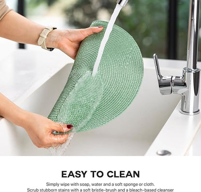 Round Placemats Set of 4 Plastic Woven Placemats Washable Wipeable Table Mats for Dining Table Heat Resistant Non-Slip Circle Place Mats (Green)
