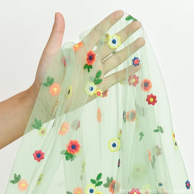Artoid Mode Sage Green Embroidery Daisy Gauze Table Runner 120 Inch 10FT | - Image 6