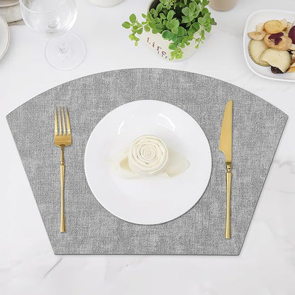 Homaxy Round Table Placemats Set of 4, Washable Wedge Shaped Faux Leather Table Mats, Wipeable Kitchen Dinner Place Mats for Indoor Outdoor, Light Grey