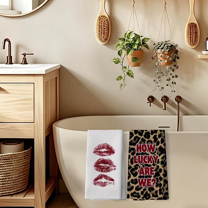 Trendy Red Cheetah Print Hand Towels - Image 5