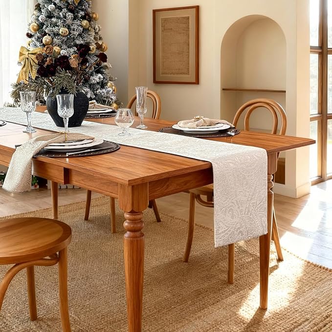 Table Runner with Jacquard Design, Waterproof Thick Table Runner - Image 4