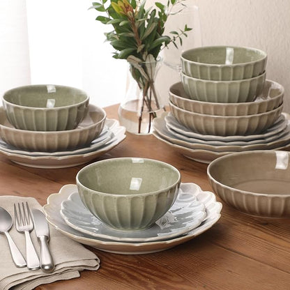 Gibson Elite Malibu Shore 16 Piece Scallop Stoneware Reactive Glaze (Service for 4) Ceramic Plates and Bowls Dinnerware Set - Assorted Color (Shiny Cream White, Blue, Cream, Terracotta)