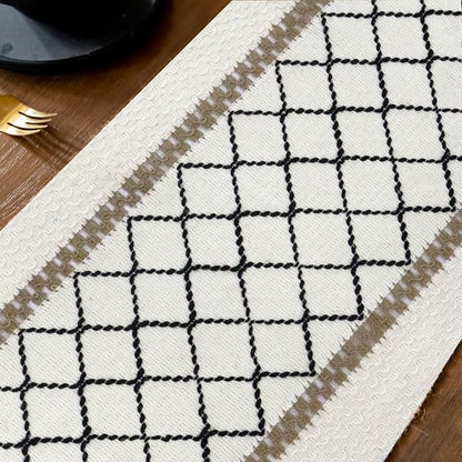 EMMTEEY Macrame Table Runner Boho Style 72 Inches Long, Hexagonal Black | - Image 4
