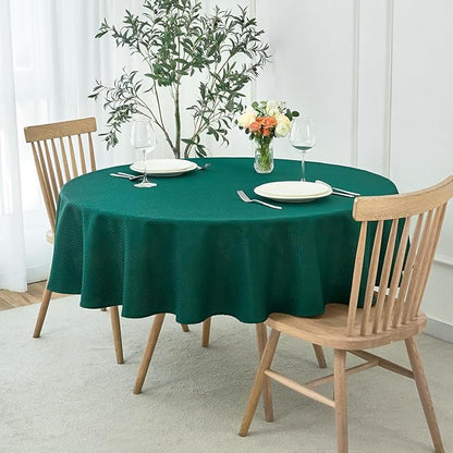 maxmill Round Tablecloth Weaved Texture Design Spill-Proof Wrinkle Free Soft Christmas Table Cloth for Circular Table Cover, for Dining Room Banquet Parties Holiday Dinner, 70 Inch Hunter Green