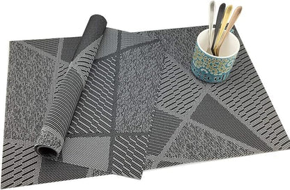 Gugrida Natural Placemats Woven Vinyl Non-Slip Insulation Heat Stain Resistant Washable Table Placemats Kitchen Dining Table Top Meal Mat Place Mats PVC Set of 6, Natural Black Wood Color