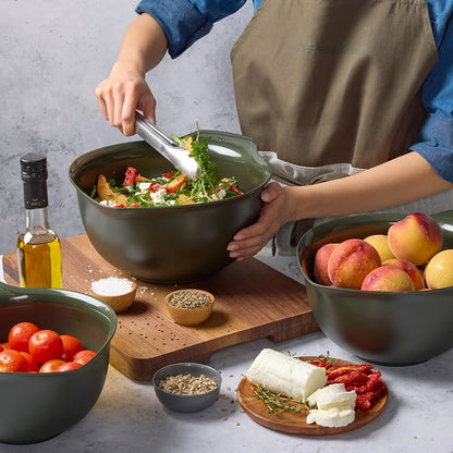 KitchenAid Universal Nesting Plastic Mixing Bowls, 2.5 quart, 3.5 quart - Image 7