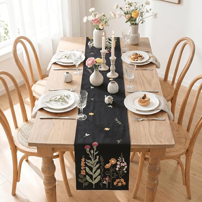 Artoid Mode Black Soft Chain Embroidery Wild Floral Spring Table Runner - Image 6