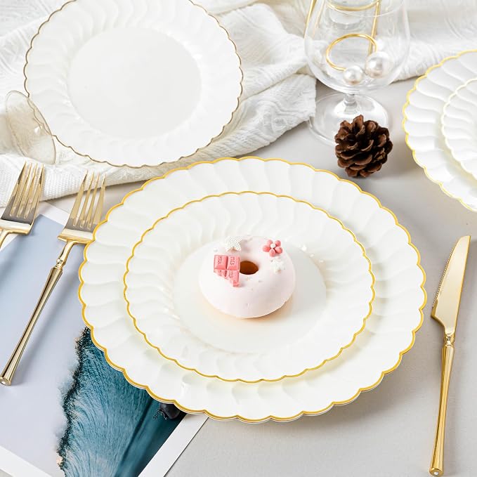 Lullaby 96PCS Ivory Scalloped Plastic Plate - Image 5