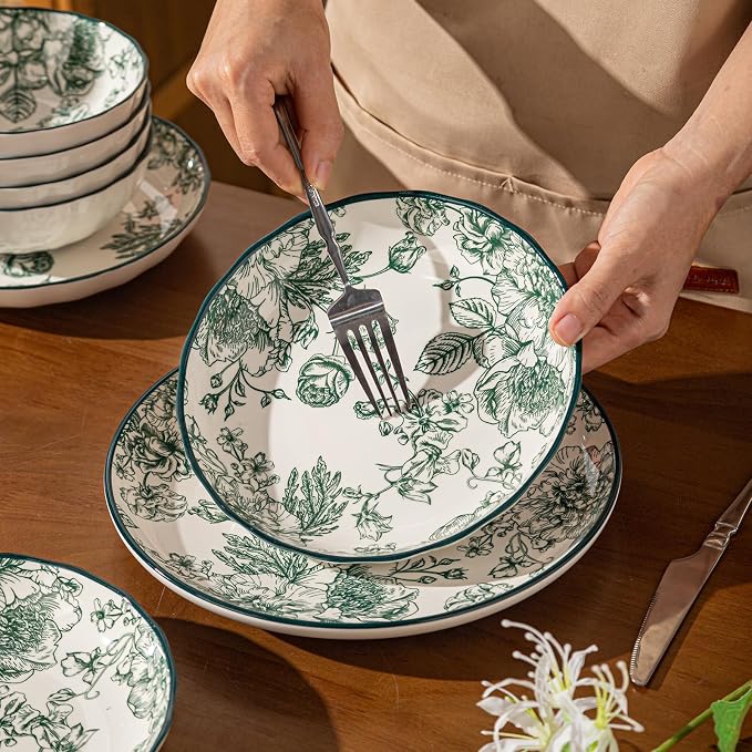 18-Piece Dinnerware Set Service 6, Porcelain Plates and Bowls Set, Vintage - Image 4