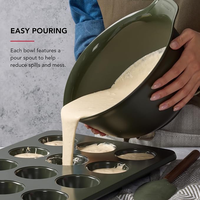 KitchenAid Universal Nesting Plastic Mixing Bowls, 2.5 quart, 3.5 quart - Image 5