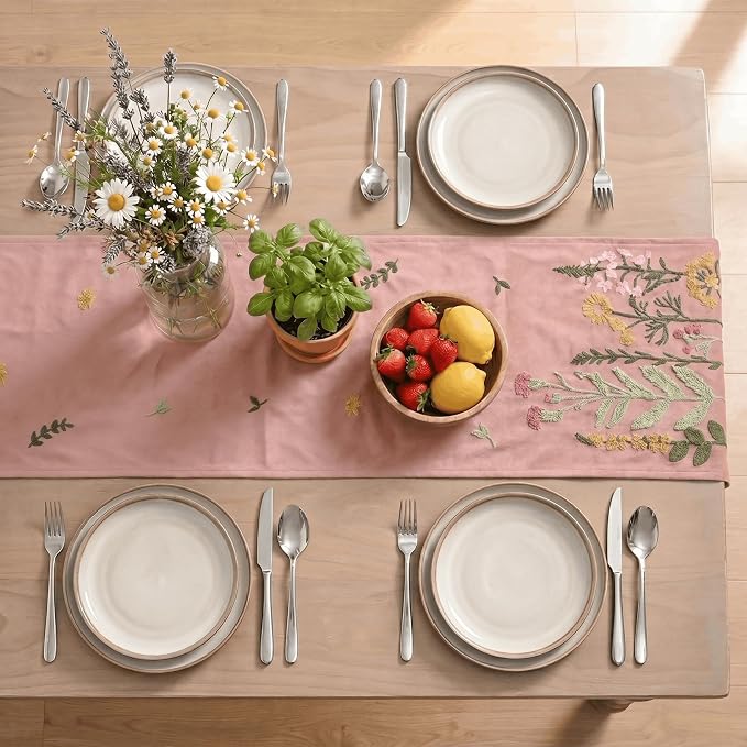 Artoid Mode Pink Soft Chain Embroidery Wild Floral Spring Table Runner - Image 3