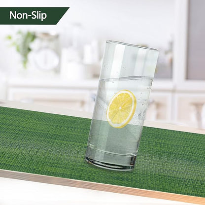 SLKQG Green Placemats Set of 8 - Wipe Clean Vinyl Placemats - Washable Heat Resistant PVC Placemats for Dining Table - 17x12 Inch (Green, 8)
