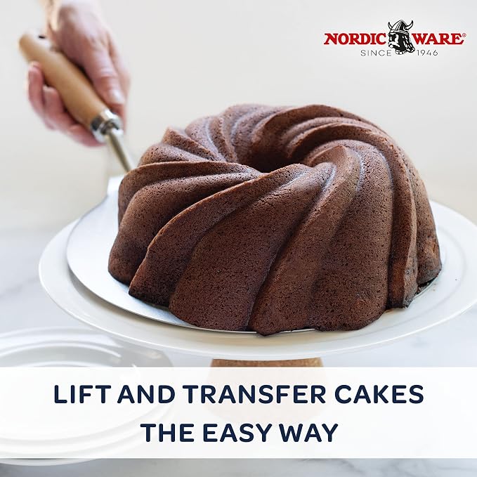 Nordic Ware Cake Lifter - Image 2