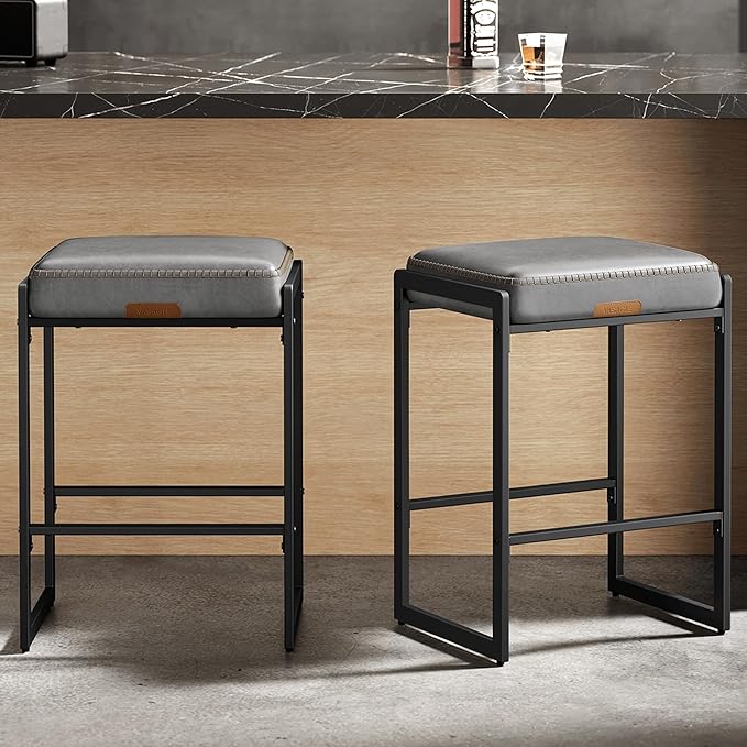 VASAGLE EKHO Collection - Bar Stools Set of 2, Counter Height Bar Stools, Synthetic Leather with Stitching, Mid-Century Modern Counter Stools, 26-Inch Tall, Kichen Home Bar Dining Room, Dove Gray