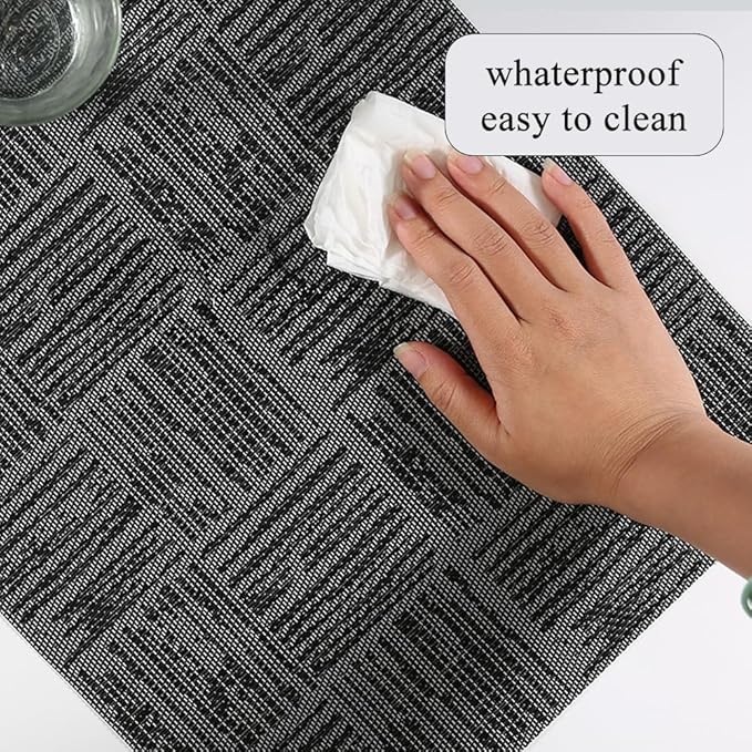 Placemats Set of 4 Plastic Vinyl Place Mats No-Slip Wipeable Table Mats Daily Use Patio Kitchen Decoration (18"x12", Black)