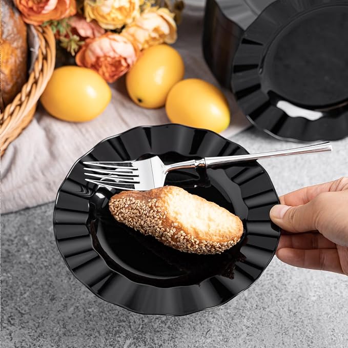 72 Pack Black Plastic Plates, Thanksgiving - Image 6