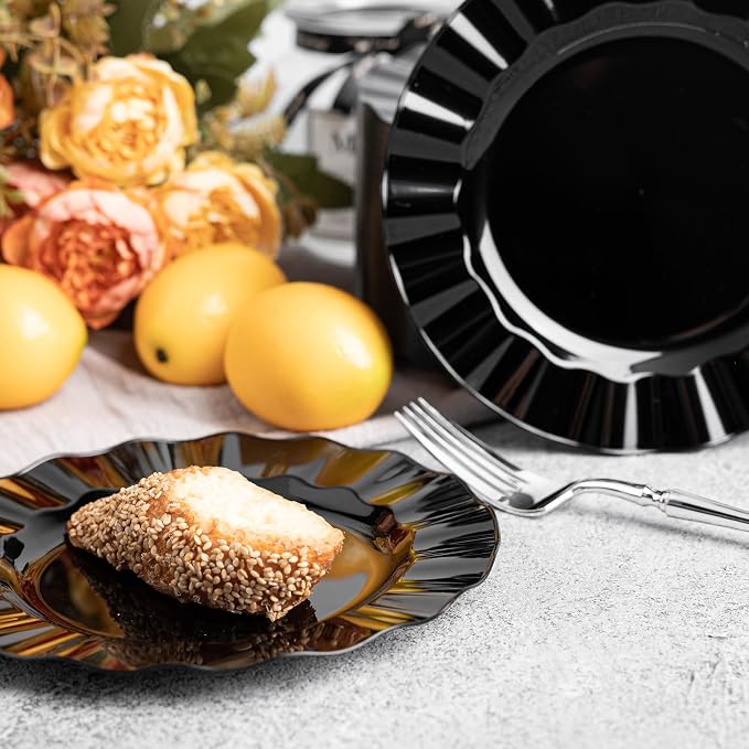 72 Pack Black Plastic Plates, Thanksgiving - Image 4