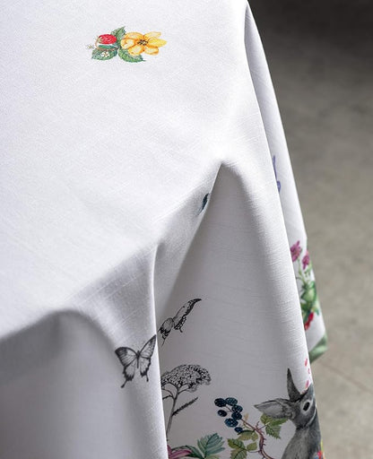 Maison d' Hermine Table Cloth Round Table 100% Cotton 69 Round Inches Tablecloth Reusable Decorative for Dining Room Farmhouse Home Valentines Day Decorations Spring Summer - Printemps