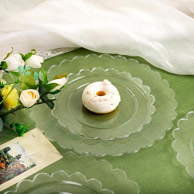 100Pcs Clear Scalloped Plastic Plates - Image 3