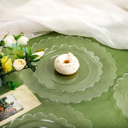 100Pcs Clear Scalloped Plastic Plates - Image 3