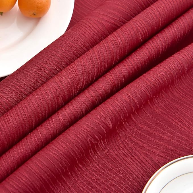 maxmill Jacquard Round Table Cloth Swirl Pattern Waterproof Antiwrinkle Heavy Weight Soft Tablecloths for Circular Table Cover and Kitchen Dinning Tabletop Decoration Round 70 Inch Red