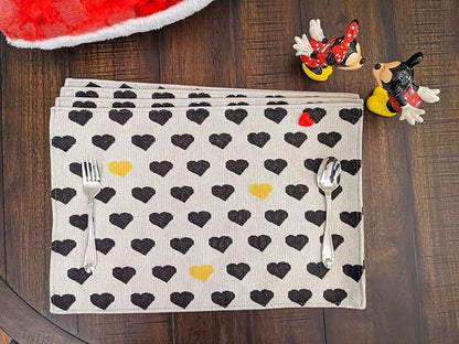 DaDa Bedding Woven Tapestry Heart Placemats – Set of 4 – Black & Gold Heart Pattern Table Mats for Dining Room – Rustic Farmhouse Valentine’s Day Decor & Everyday Kitchen Table Setting – 13" x 19"
