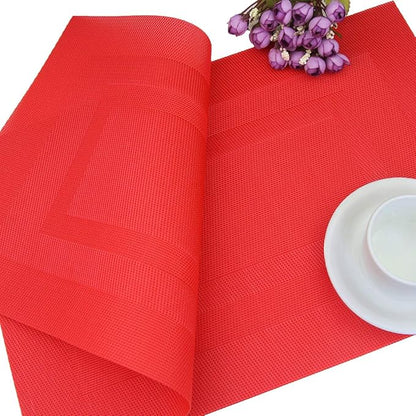 PIGCHCY Placemats,Durable Placemats for Dining Table,Washable Woven Vinyl Kitchen Placemats Set of 4 (18 x 12 inches,Passionate Red)