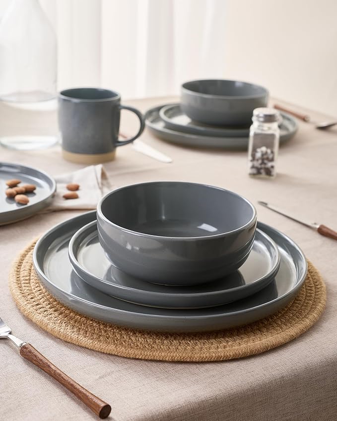 Famiware Milkyway 16-Piece Dinnerware Set - Image 3