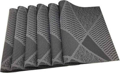 Gugrida Natural Placemats Woven Vinyl Non-Slip Insulation Heat Stain Resistant Washable Table Placemats Kitchen Dining Table Top Meal Mat Place Mats PVC Set of 6, Natural Black Wood Color