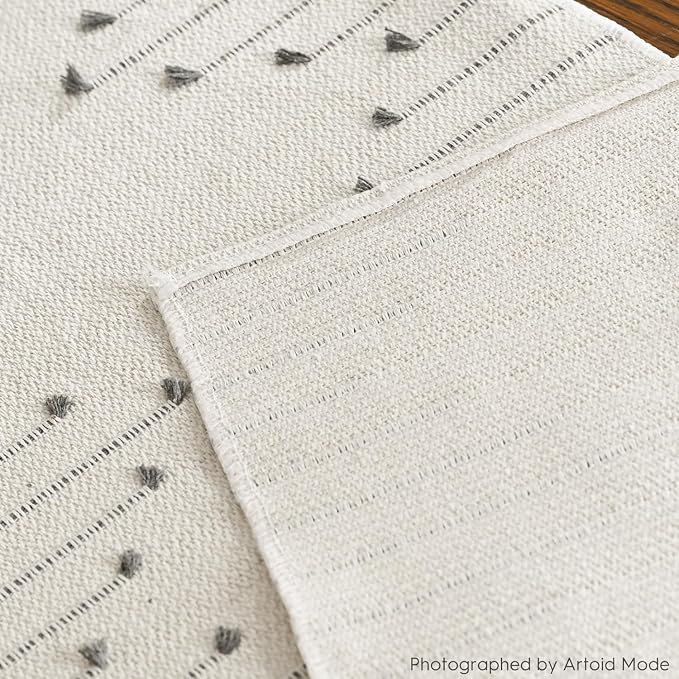Artoid Mode Light Grey Boho Table Runner - Image 8