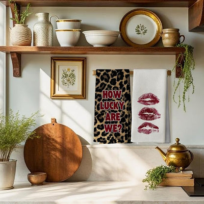 Trendy Red Cheetah Print Hand Towels - Image 3