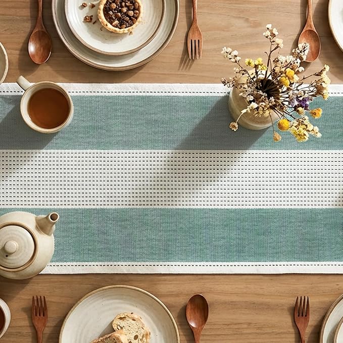Artoid Mode Forest Green Farmhouse Rustic Table Runner, Seasonal Macrame Fabric - Image 3