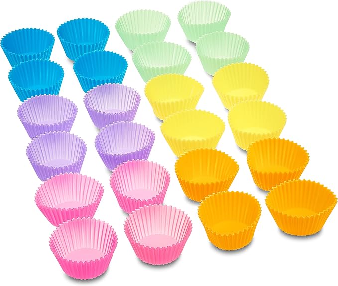 Amazon Basics Reusable Non-Stick Silicone Baking Cups, BPA Free, Dishwasher Safe - Image 3