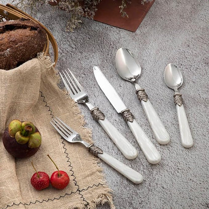 20 pieces Stainless Steel Vintage Flatware Sets With White Hanld,Silverware Set For 4,Dishware Safe(20, White)