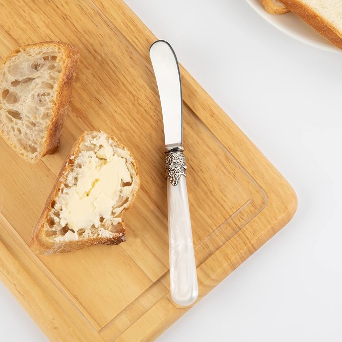 REVERIE Collection 4-piece Stainless Steel Butter Spreader Cheese Knife - Image 2