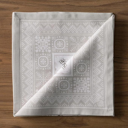 Maison d' Hermine Cloth Napkins Set of 4 100% Cotton for Thanksgiving Christmas Decorations Everyday Reusable Square Fall Napkins Cloth Washable Dinner Party (Cozy Christmas, 20"x20")