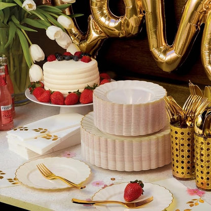 HEAVYWEIGHT Gold Scalloped Plastic Plates - Image 6