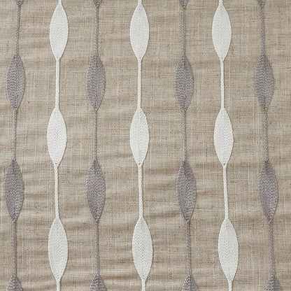 Saro Lifestyle Modern Embroidered Design Table Runner - Image 3