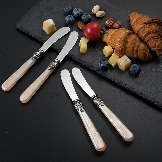 REVERIE Collection 4-piece Stainless Steel Butter Spreader Cheese Knife - Image 4