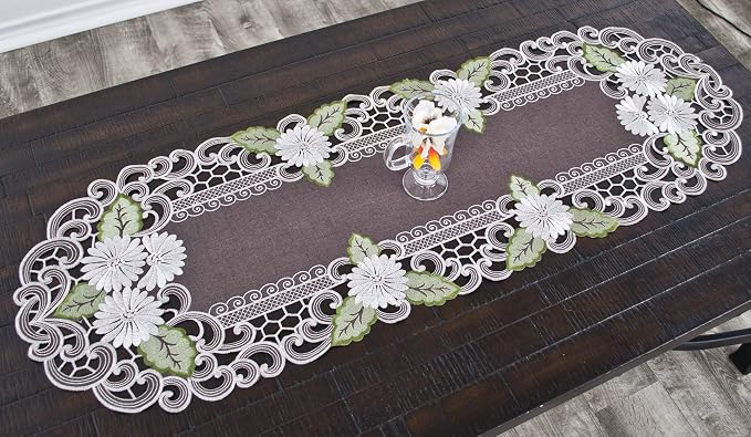 LINENS ART AND THINGS Table Runner Embroidered Pearlescent Daisy Flowers - Image 2
