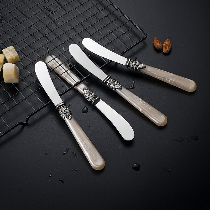 REVERIE Collection 4-piece Stainless Steel Butter Spreader Cheese Knife - Image 6
