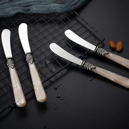 REVERIE Collection 4-piece Stainless Steel Butter Spreader Cheese Knife - Image 5