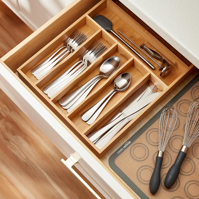 Amazon Basics Silverware Set, Stainless Steel Flatware, Dishwasher Safe - Image 7