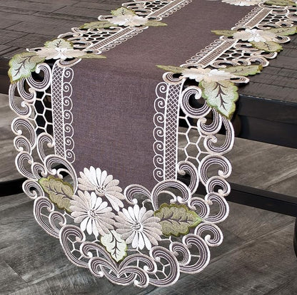 LINENS ART AND THINGS Table Runner Embroidered Pearlescent Daisy Flowers - Image 4