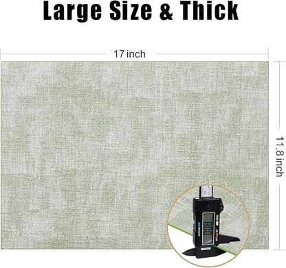 Homaxy Faux Leather Heat Resistant Placemats for Dining Table Set of 4, Waterproof Wipeable Washable PU Table Mats, Easy to Clean Anti-Slip Place Mats, 11.8" x 17", Grass Green