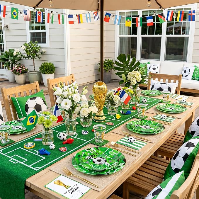20 Green Plastic Soccer Plates, Disposable Plates - Image 6