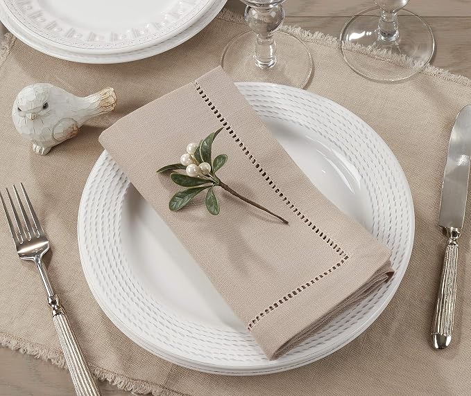 SARO LIFESTYLE Hemstitched Border Dinner Napkin - Image 4